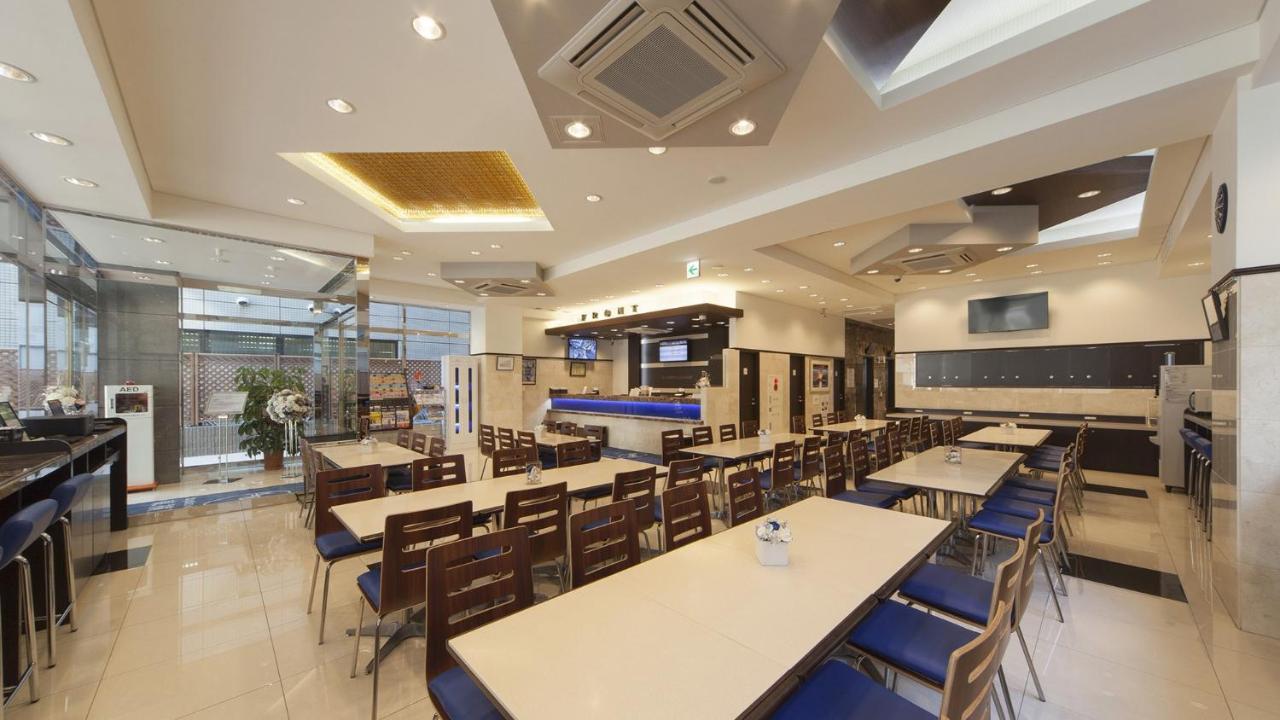 Toyoko Inn Kashiwa Eki Nishi Guchi Exterior photo